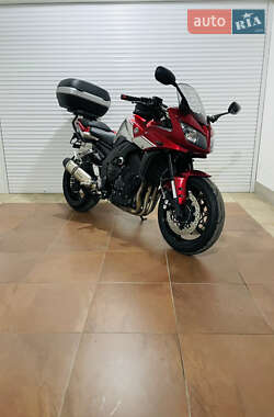 Мотоцикл Спорт-туризм Yamaha FZ1 Fazer 2013 в 