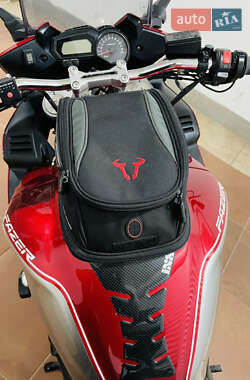 Мотоцикл Спорт-туризм Yamaha FZ1 Fazer 2013 в 