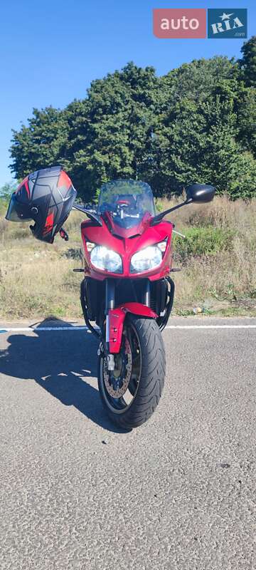 Мотоцикл Спорт-туризм Yamaha FZ1 Fazer 2011 в Прилуках
