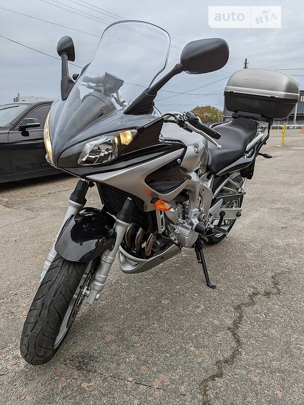 Мотоцикл Спорт-туризм Yamaha FZ6 Fazer 2004 в Києві