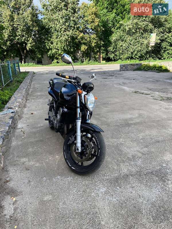Yamaha FZ6 Fazer 2004