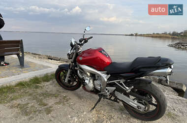 Мотоцикл Без обтекателей (Naked bike) Yamaha FZ6 Fazer 2005 в 