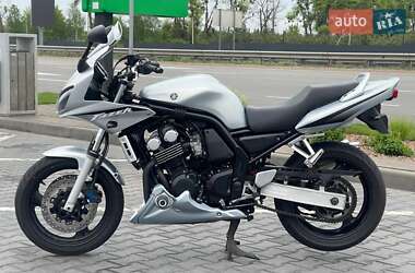 Мотоцикл Спорт-туризм Yamaha FZ6 Fazer 2003 в 