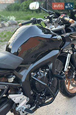 Мотоцикл Многоцелевой (All-round) Yamaha FZ6 Fazer 2008 в 