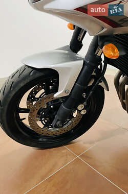Мотоцикл Спорт-туризм Yamaha FZ6 Fazer 2009 в Киеве