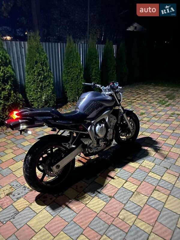 Мотоцикл Спорт-туризм Yamaha FZ6 N 2009 в Долині