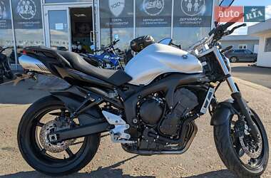 Мотоцикл Без обтекателей (Naked bike) Yamaha FZ6 N 2010 в 