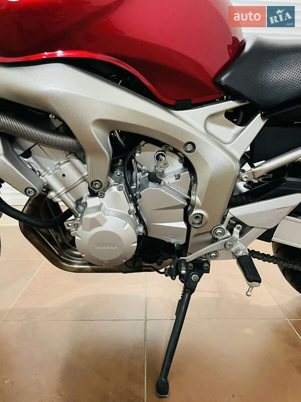 Мотоцикл Без обтекателей (Naked bike) Yamaha FZ6 N 2004 в Киеве