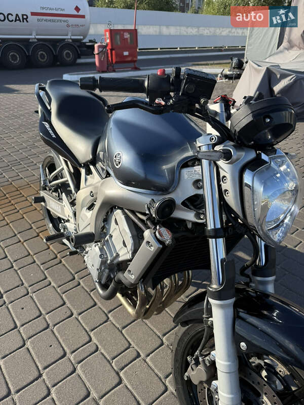 Мотоцикл Спорт-туризм Yamaha FZ6 N 2007 в Бишеві
