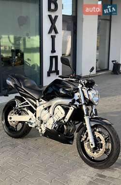Мотоцикл Без обтекателей (Naked bike) Yamaha FZ6 N 2004 в  фото 17 Мотоцикл Без обтекателей (Naked bike) Yamaha FZ6 N 2004 в