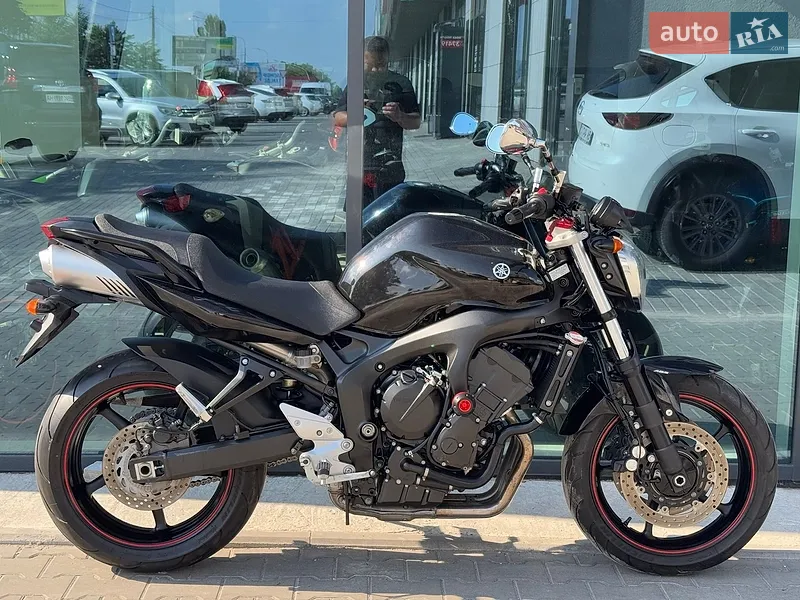 Yamaha FZ6 S2 2008