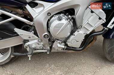 Мотоцикл Спорт-туризм Yamaha FZ6 S 2005 в  фото 8 Мотоцикл Спорт-туризм Yamaha FZ6 S 2005 в