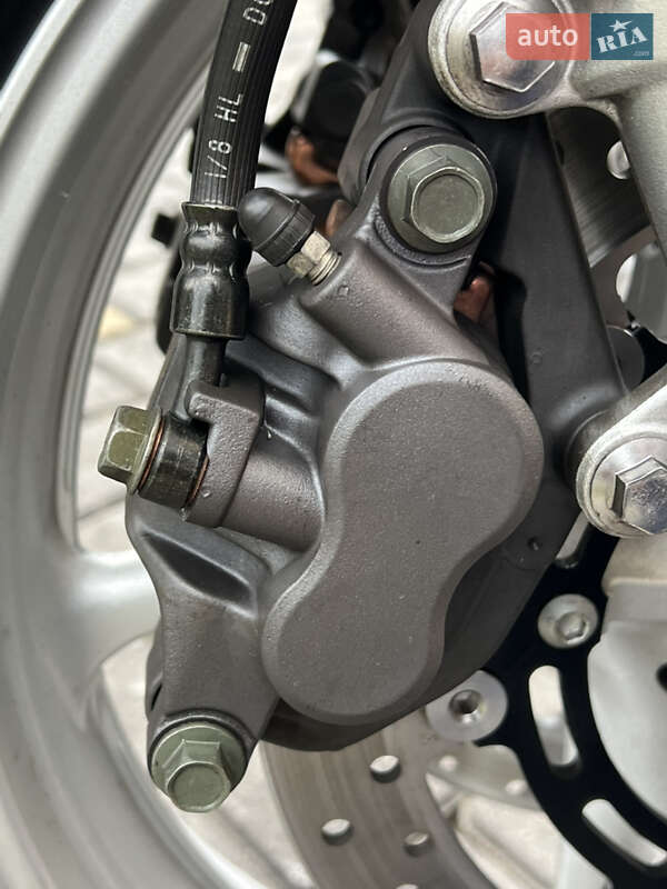 Мотоцикл Спорт-туризм Yamaha FZ6 S 2004 в Буске фото 14 Мотоцикл Спорт-туризм Yamaha FZ6 S 2004 в Буске