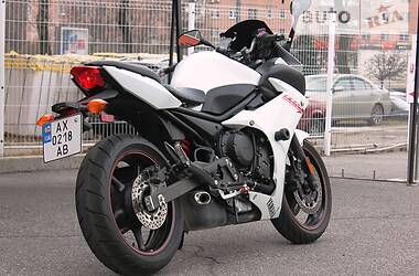 Мотоцикл Спорт-туризм Yamaha FZ6 2012 в 