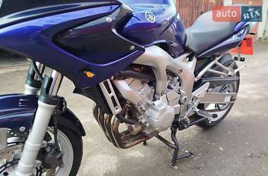 Мотоцикл Спорт-туризм Yamaha FZ6 2005 в 