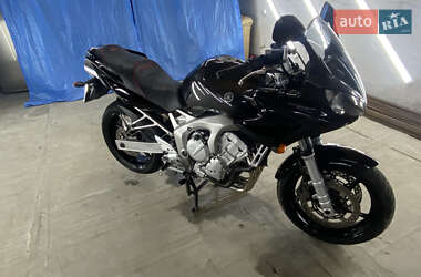 Мотоцикл Туризм Yamaha FZ6 2005 в 