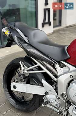 Мотоцикл Без обтекателей (Naked bike) Yamaha FZ6 2006 в 