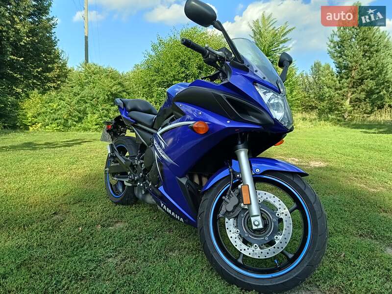 Мотоцикл Спорт-туризм Yamaha FZ6 2009 в Обухові фото Мотоцикл Спорт-туризм Yamaha FZ6 2009 в Обухові