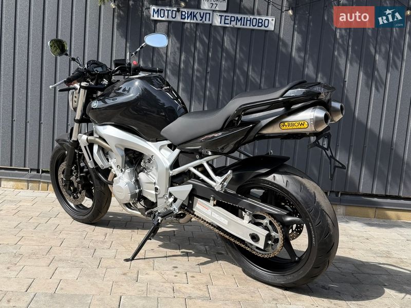 Мотоцикл Без обтекателей (Naked bike) Yamaha FZ6 2004 в Новомосковске фото 6 Мотоцикл Без обтекателей (Naked bike) Yamaha FZ6 2004 в Новомосковске