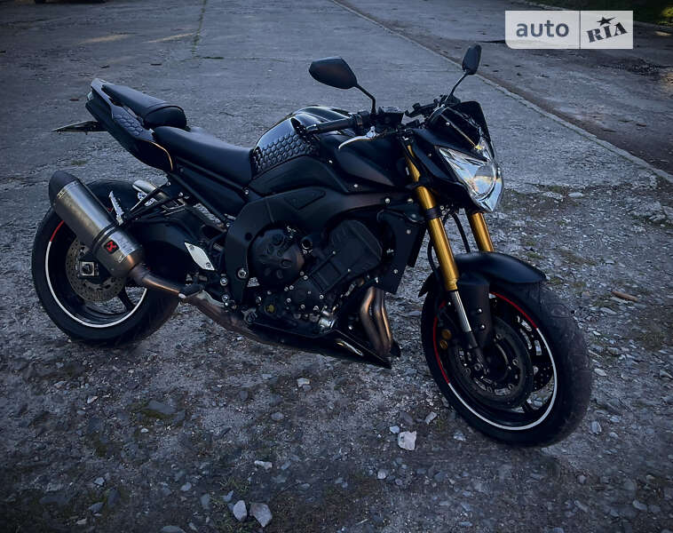 Мотоцикл Без обтікачів (Naked bike) Yamaha FZ8 2014 в Бурштині