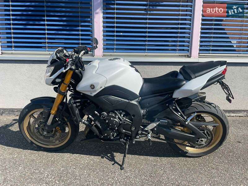 Мотоцикл Без обтекателей (Naked bike) Yamaha FZ8 2011 в Чернигове