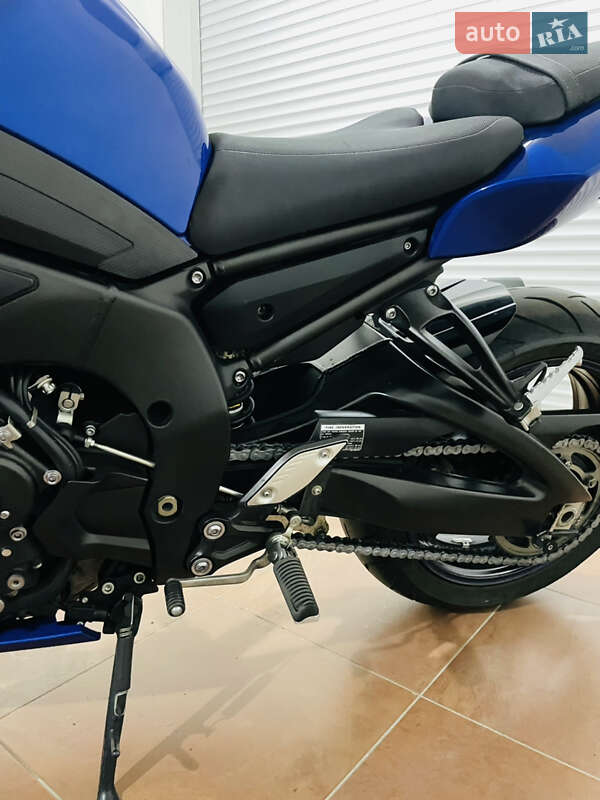 Мотоцикл Без обтекателей (Naked bike) Yamaha FZ8 2014 в Киеве