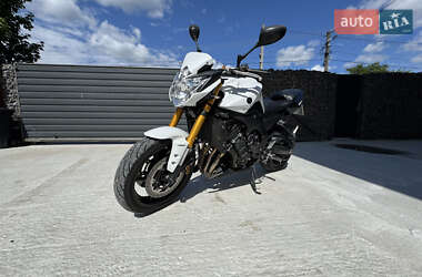 Мотоцикл Без обтекателей (Naked bike) Yamaha FZ8 2013 в Киеве