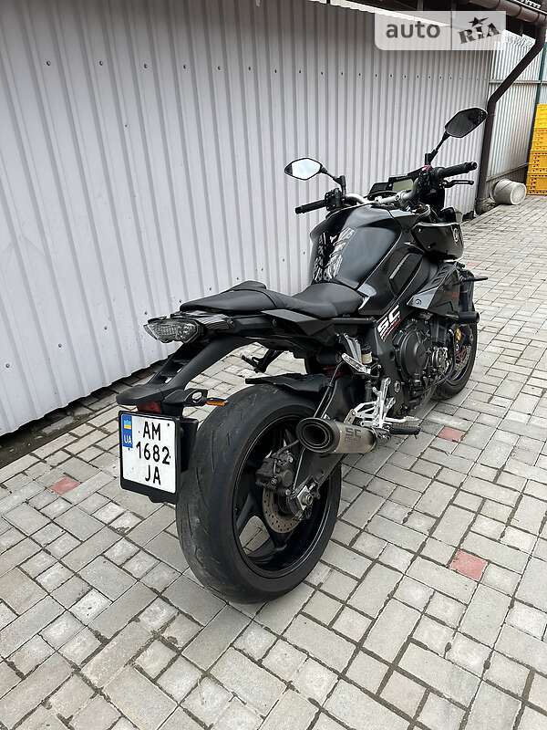 Мотоцикл Без обтекателей (Naked bike) Yamaha FZ 2016 в Житомире фото 7 Мотоцикл Без обтекателей (Naked bike) Yamaha FZ 2016 в Житомире