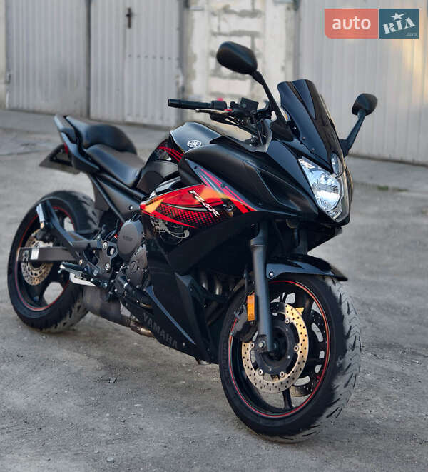 Yamaha FZ 2012