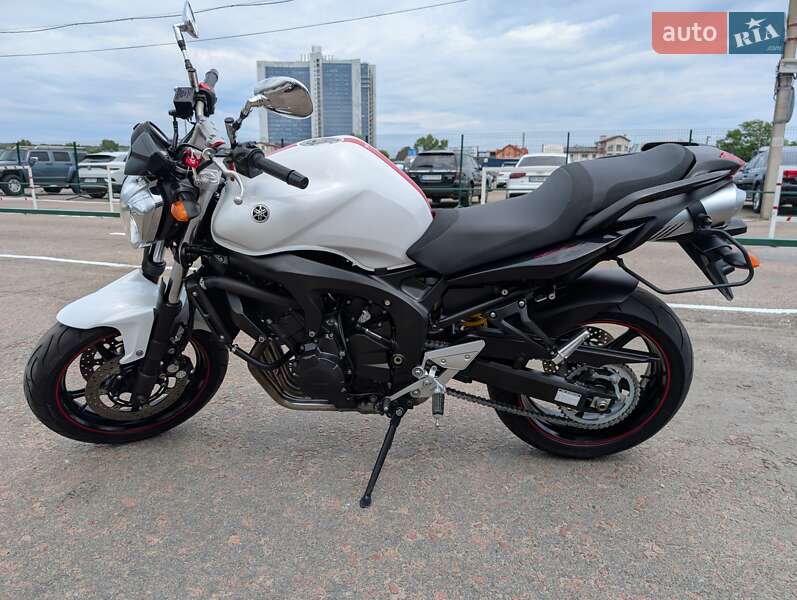 Мотоцикл Без обтікачів (Naked bike) Yamaha FZ 2008 в 