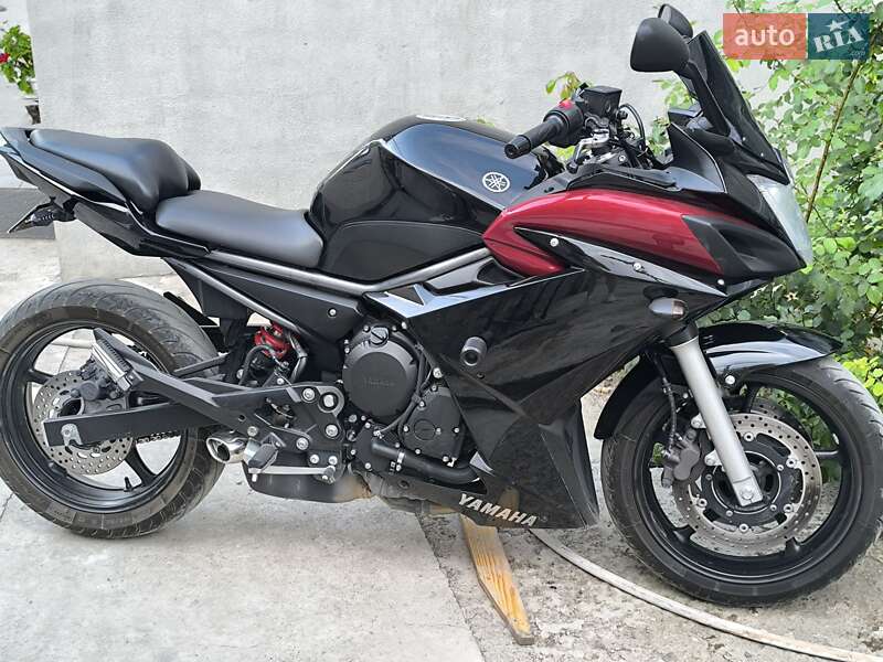 Yamaha FZ 2011