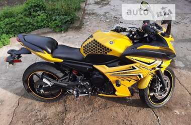 Спортбайк Yamaha FZR 600 2009 в 