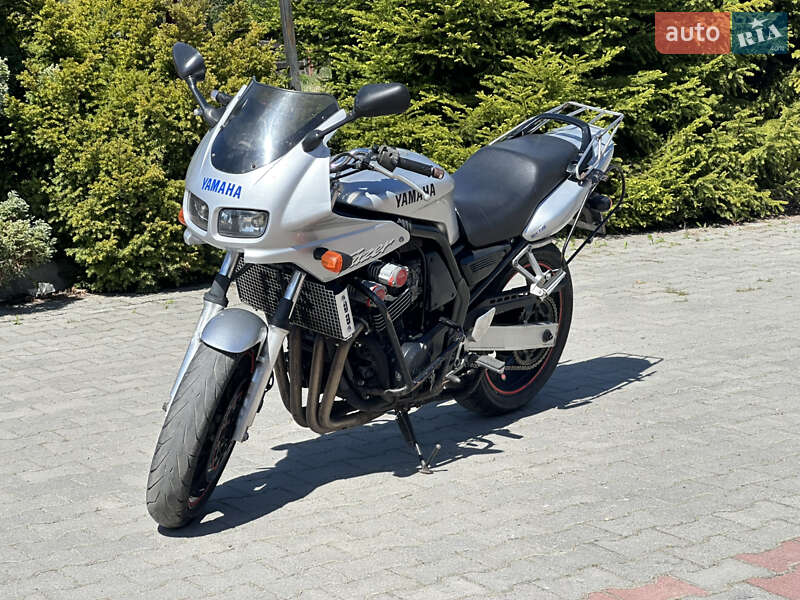 Yamaha FZR 600 2000