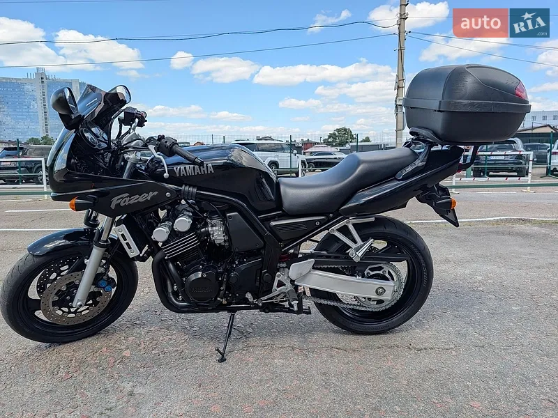 Yamaha FZR 600 2001