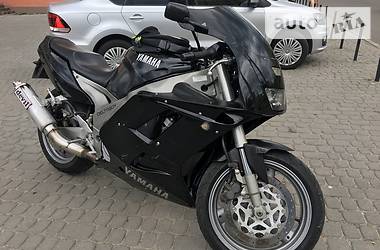 Мотоцикл Спорт-туризм Yamaha FZR 1992 в 