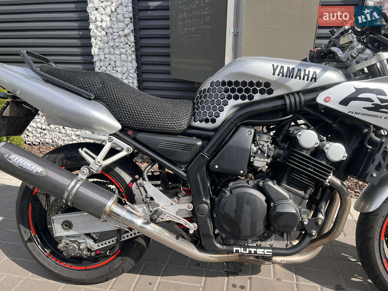 Мотоцикл Без обтікачів (Naked bike) Yamaha FZR 2000 в Черкасах