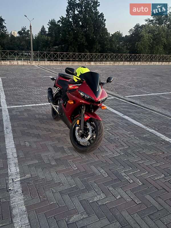 Мотоцикл Спорт-туризм Yamaha FZS 1000 Fazer 2007 в Харькове