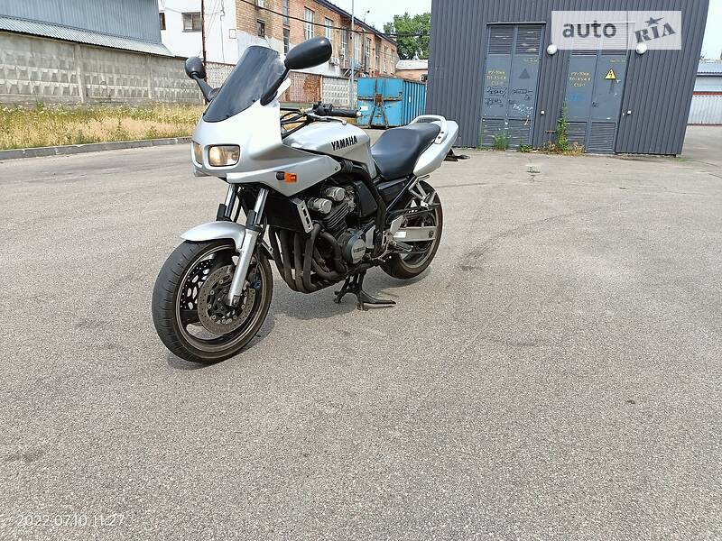 Мотоцикл Спорт-туризм Yamaha FZS 600 Fazer 2000 в Києві