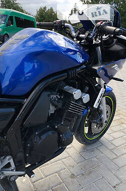 Мотоцикл Спорт-туризм Yamaha FZS 600 Fazer 2003 в 