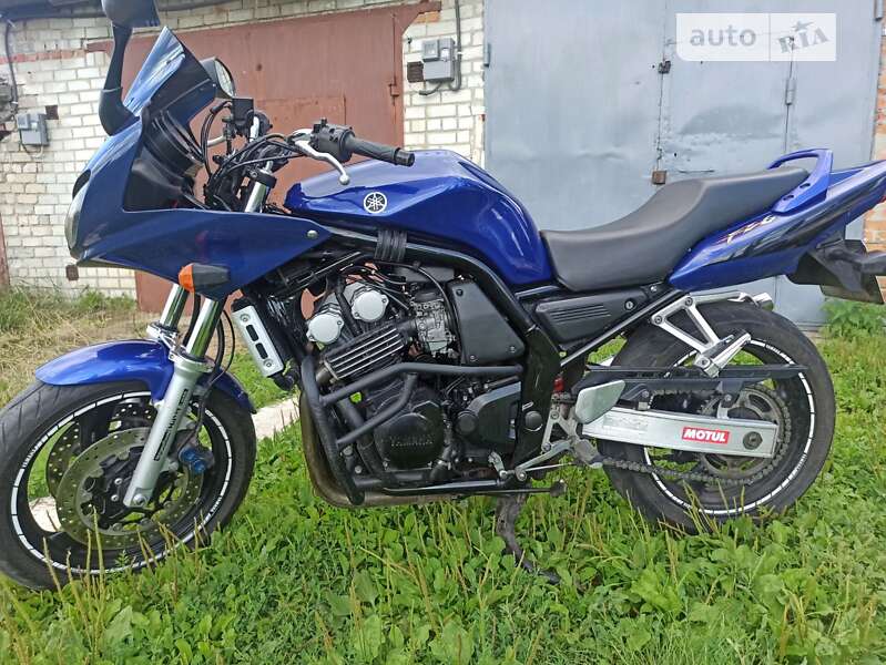 Мотоцикл Классик Yamaha FZS 600 Fazer 2002 в Чугуеве