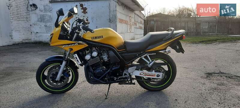Мотоцикл Спорт-туризм Yamaha FZS 600 Fazer 2002 в Кривому Розі