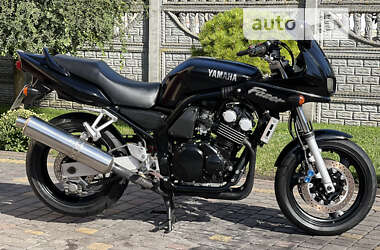 Мотоцикл Спорт-туризм Yamaha FZS 600 Fazer 2001 в Буську