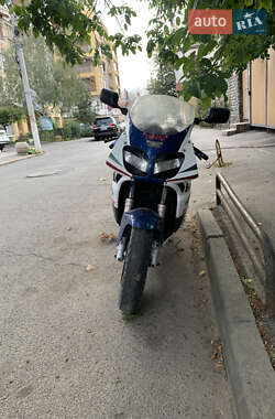 Спортбайк Yamaha FZS 600 Fazer 1992 в 