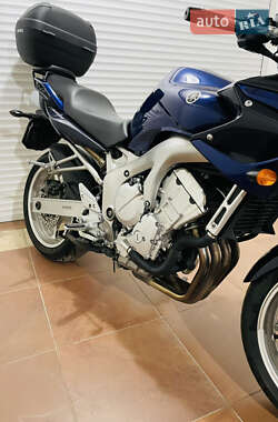 Мотоцикл Спорт-туризм Yamaha FZS 600 Fazer 2005 в 