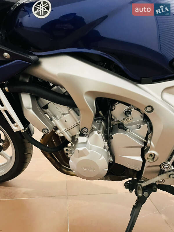 Мотоцикл Спорт-туризм Yamaha FZS 600 Fazer 2005 в Киеве