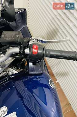 Мотоцикл Спорт-туризм Yamaha FZS 600 Fazer 2005 в 