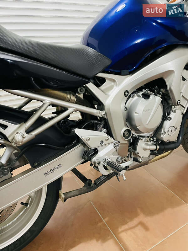 Мотоцикл Спорт-туризм Yamaha FZS 600 Fazer 2005 в Киеве