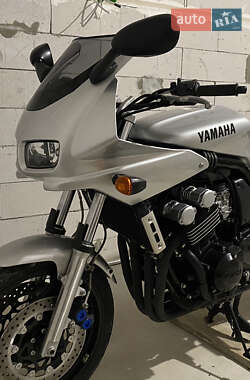 Мотоцикл Туризм Yamaha FZS 600 Fazer 1999 в Львове