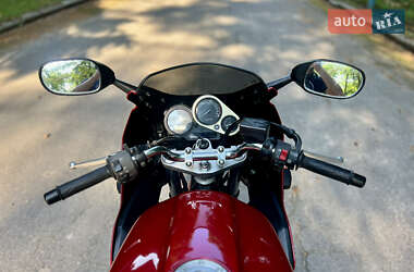 Мотоцикл Классик Yamaha FZS 600 Fazer 1999 в 