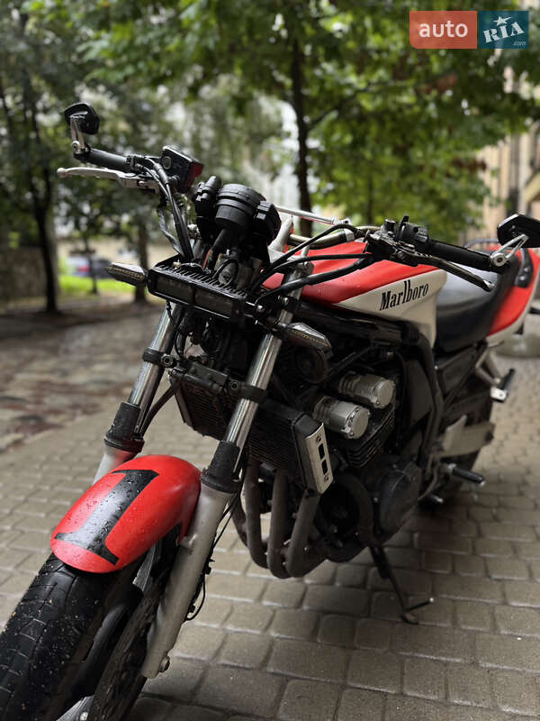 Мотоцикл Кастом Yamaha FZS 600 Fazer 2001 в Львові